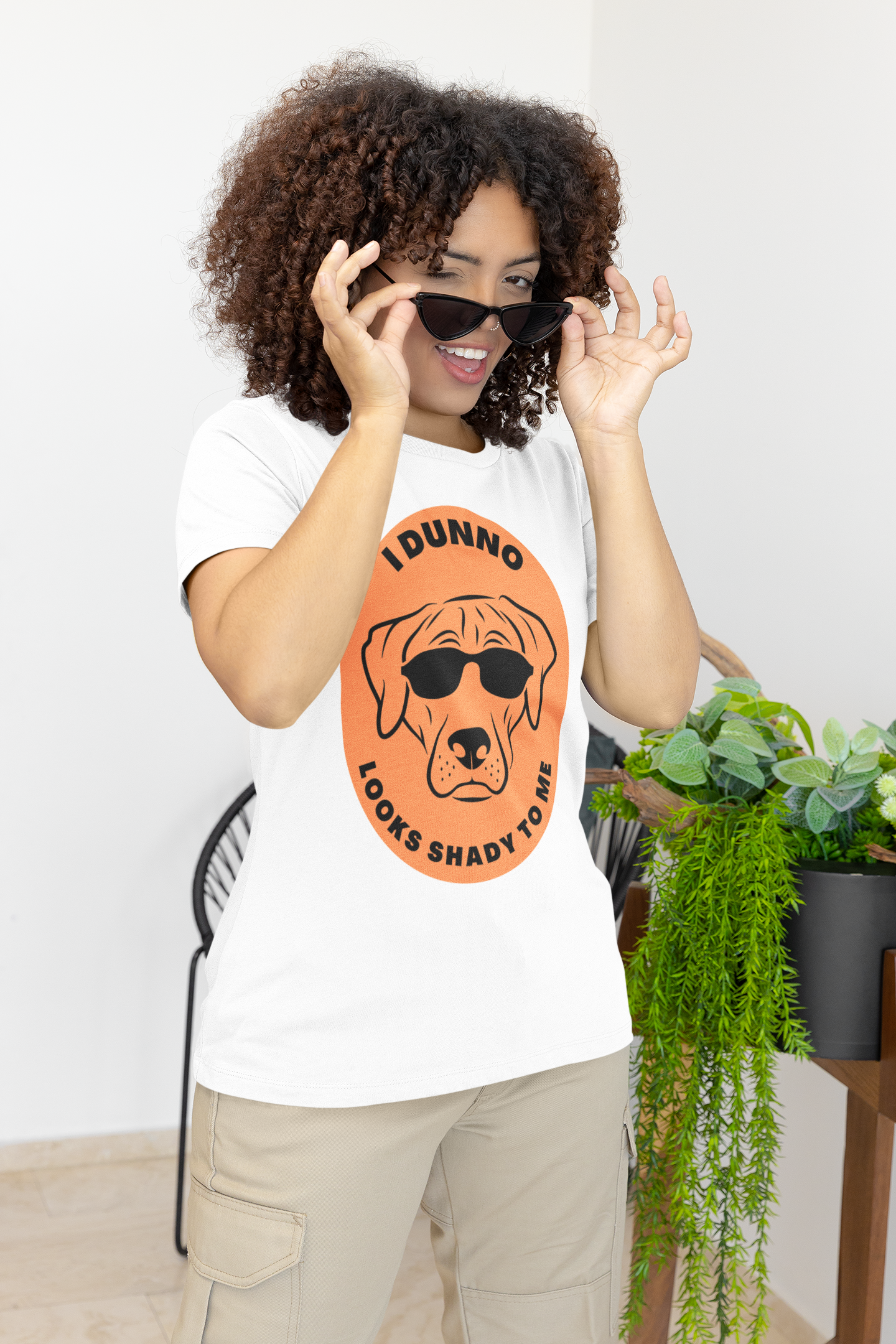 I Dunno Looks Shady To Me - Jersey Short Sleeve Tee
